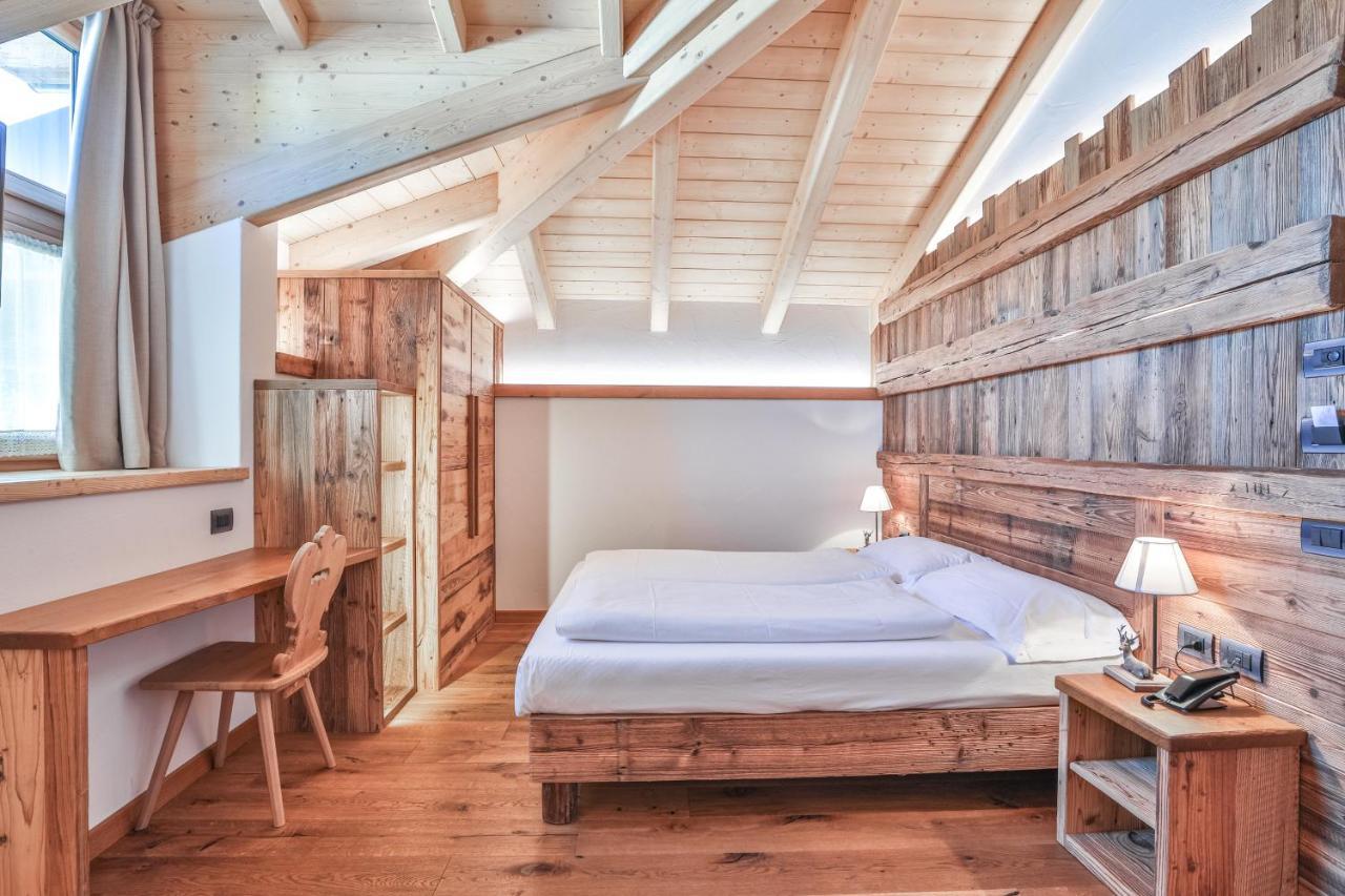 Garni Maso San Michele Hotell Cavalese Exteriör bild